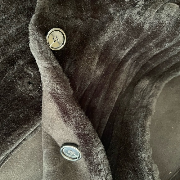 Clifford Michael (NYC) shearling reversible vest, black, like new! Size Small. - Picture 5 of 9